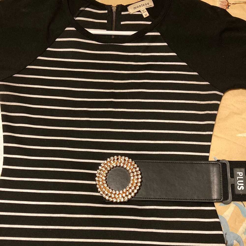 RHINESTONE AND GOLD BUCKLE PLUS SIZE  BELT